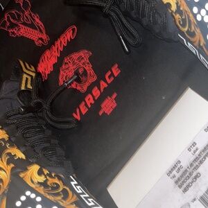 VERSACE CHAIN REACTION